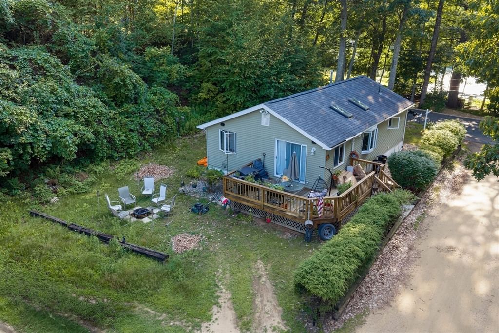 2 Roberts Park Rd, Holland, MA, 2 Roberts Park Rd, Holland, MA Photo #2
