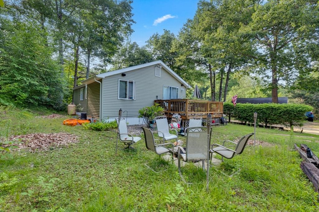 2 Roberts Park Rd, Holland, MA, 2 Roberts Park Rd, Holland, MA Photo #6