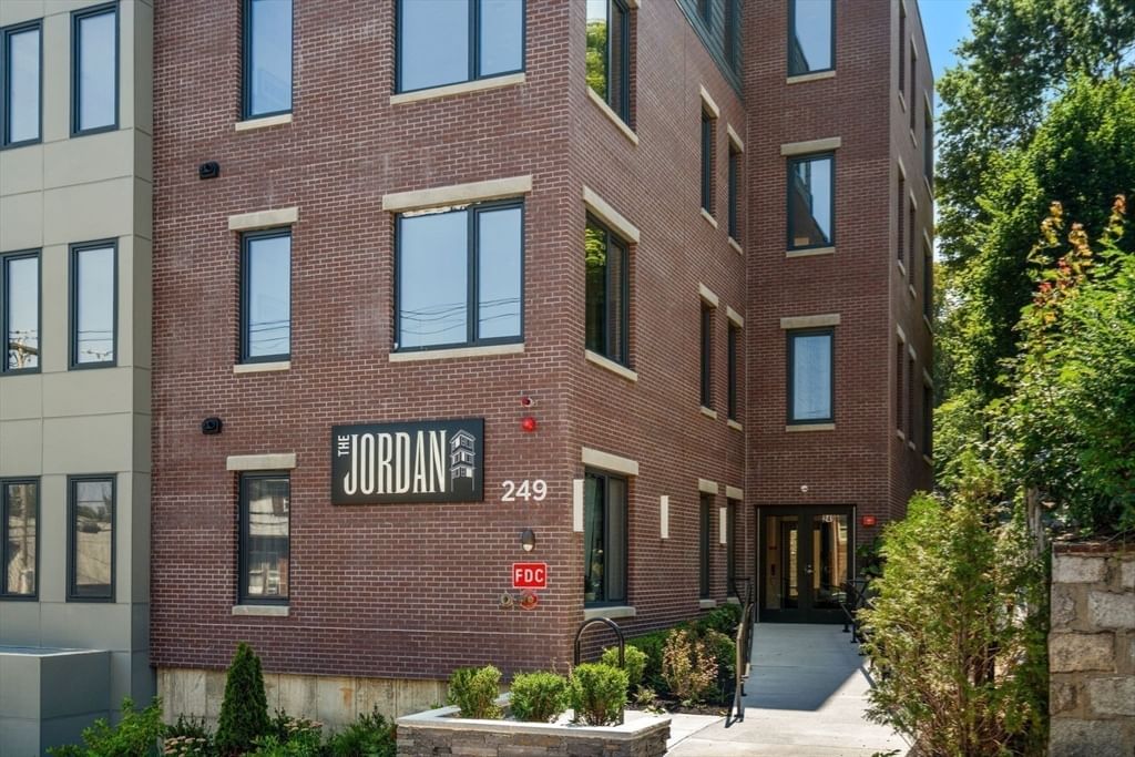 249 Corey Road #407, Boston, MA Photo #16