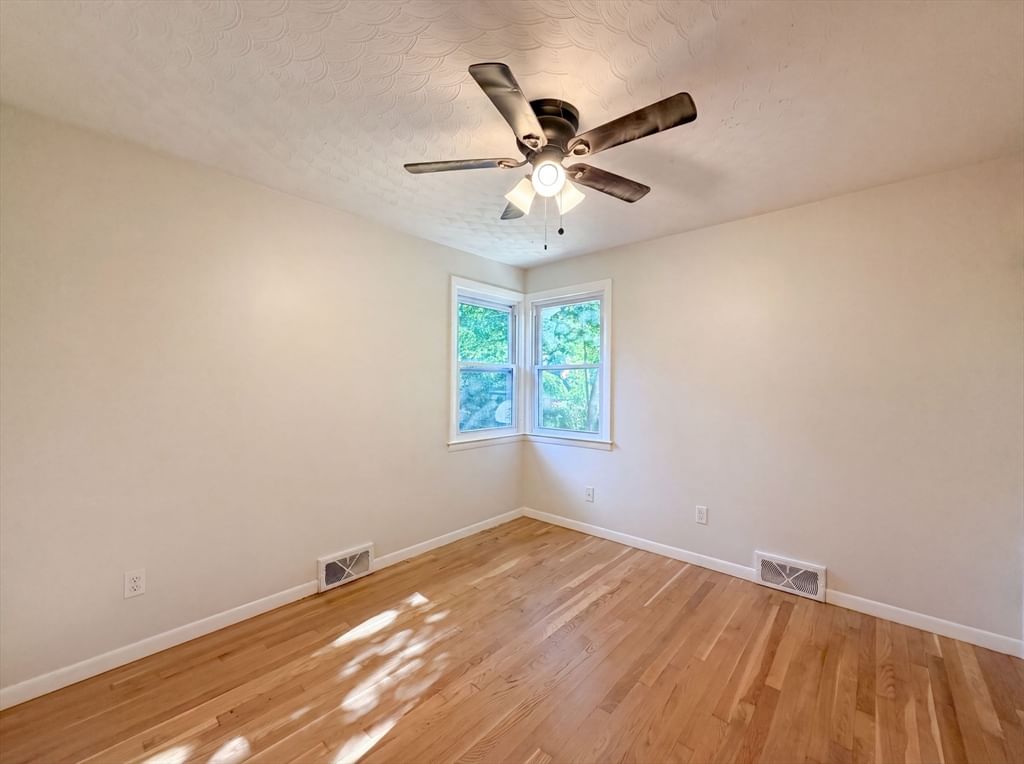 17 Vineyard St, Worcester, MA, 17 Vineyard St, Worcester, MA Photo #10