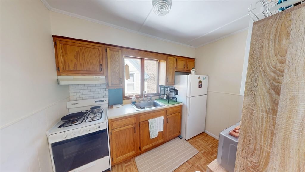 215 Parsons ST #2, Boston, MA Photo #5