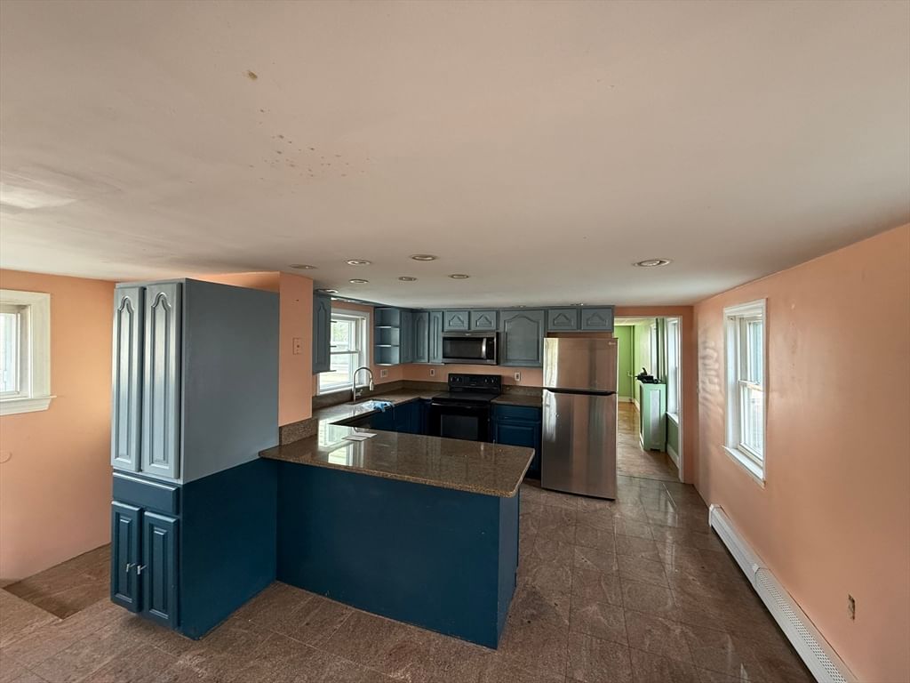 52 Crest Ave, Revere, MA, 52 Crest Ave, Revere, MA Photo #2