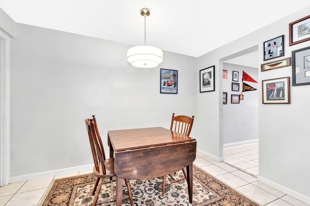 7 Colonial Village Dr #2, Arlington, MA, 7 Colonial Village Dr #2, Arlington, MA Photo #7