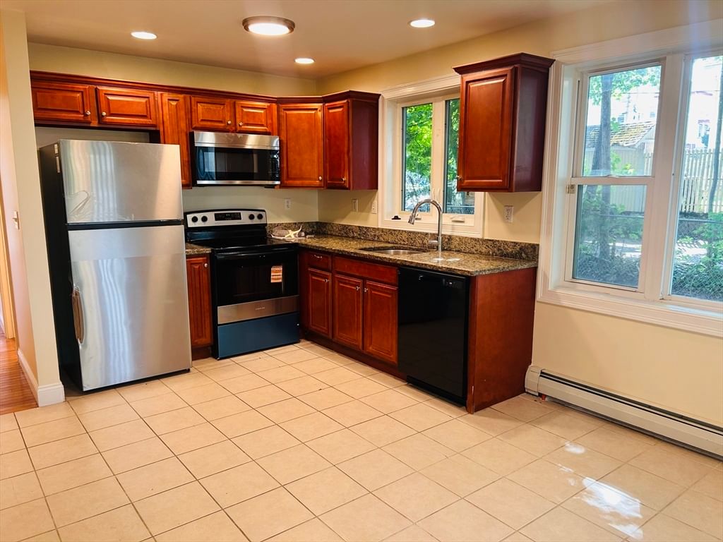 51 Prospect St #B, Brockton, MA, 51 Prospect St #B, Brockton, MA Photo #7