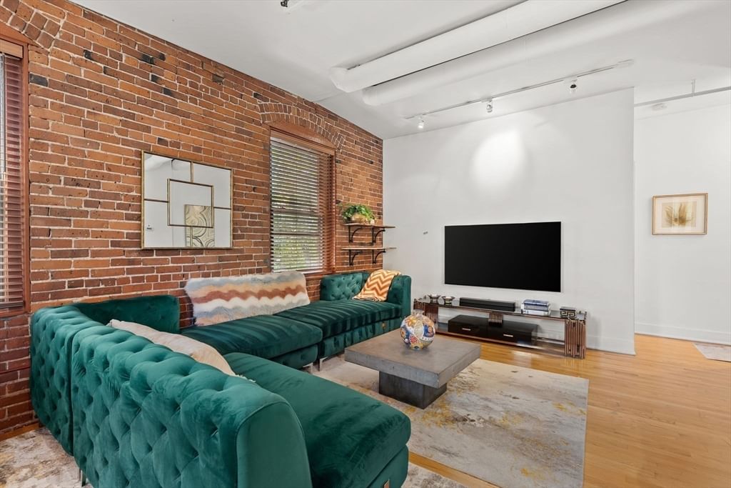 329 Lamartine St #5, Boston, MA Photo #7