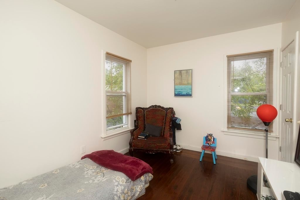 10 Monroe St, Springfield, MA Photo #11
