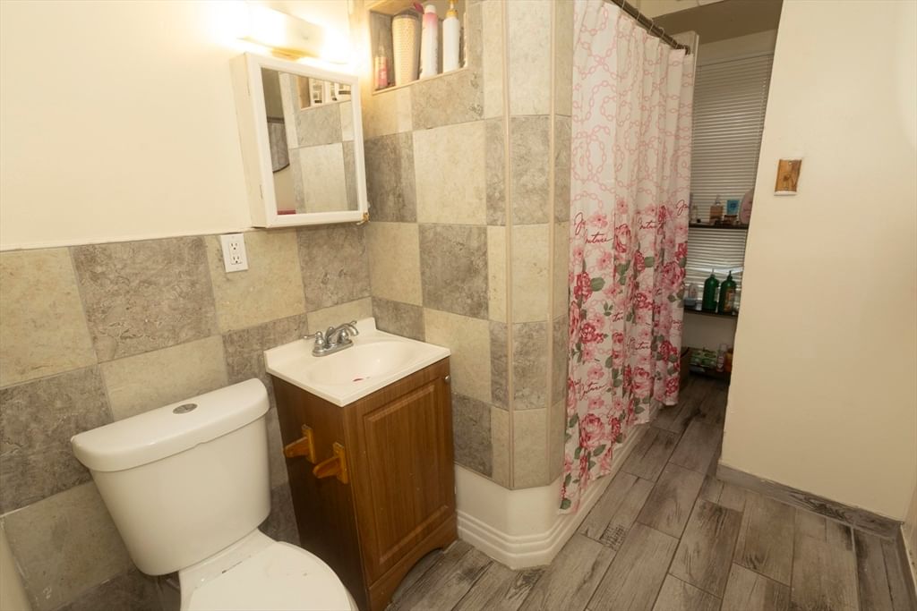 10 Monroe St, Springfield, MA Photo #24