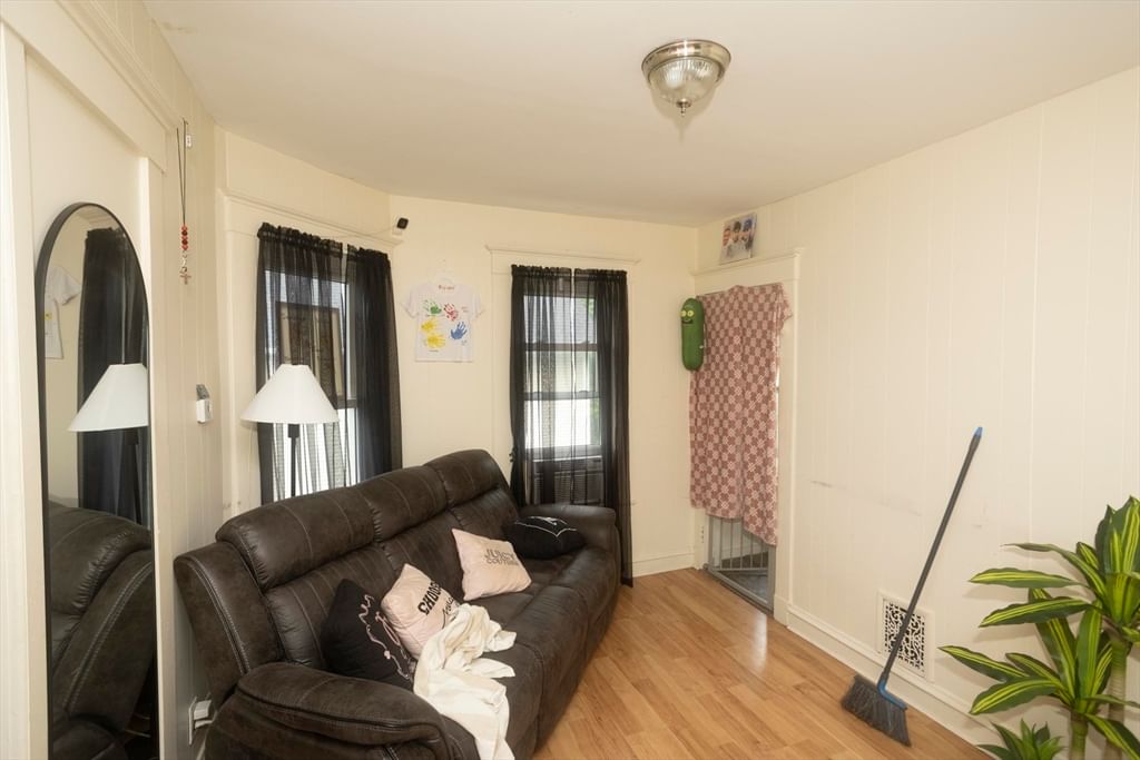 10 Monroe St, Springfield, MA Photo #30