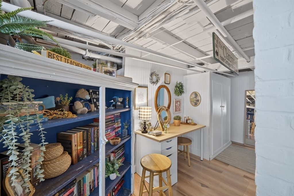 105 Rockland ST, Dartmouth, MA Photo #34