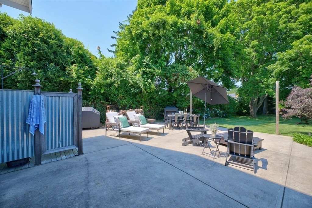 105 Rockland ST, Dartmouth, MA Photo #37