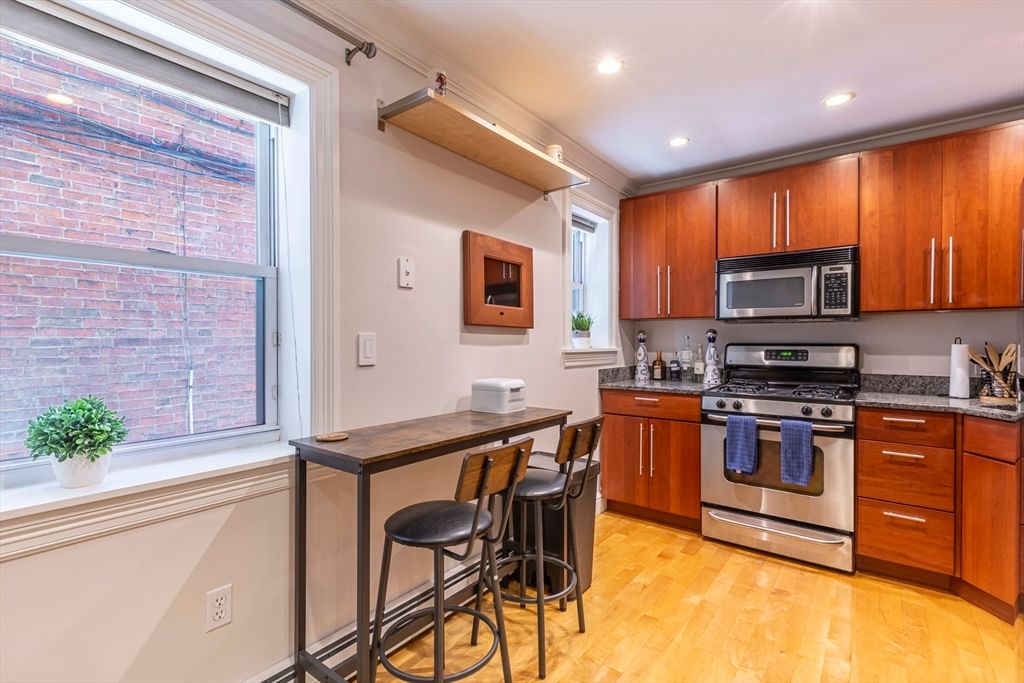 52 Cooper St #1, Boston, MA Photo #7