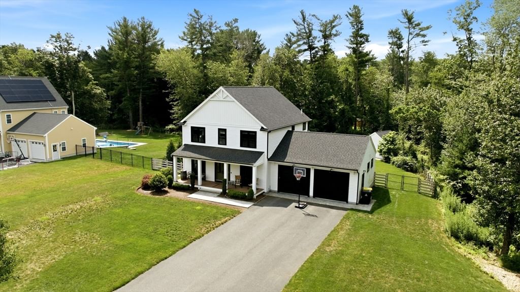 Photo of 3 Trinity Cir, Bridgewater, MA