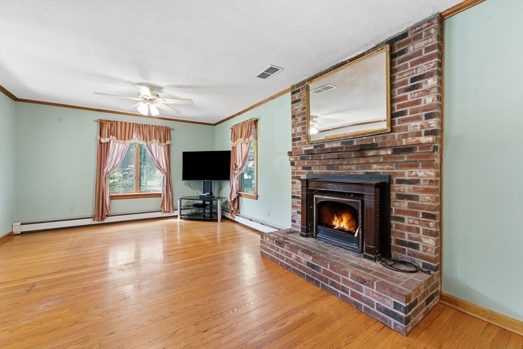 175 Granby Road, South Hadley, MA Photo #12