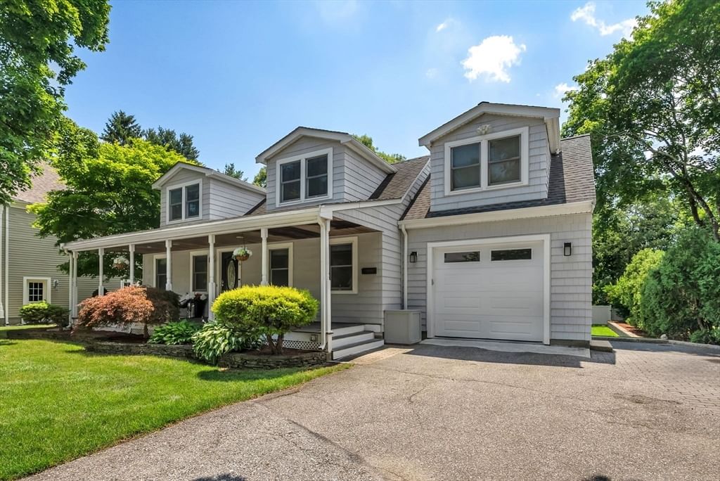 86 Grosvenor Rd. Needham — Photo 2 of 35