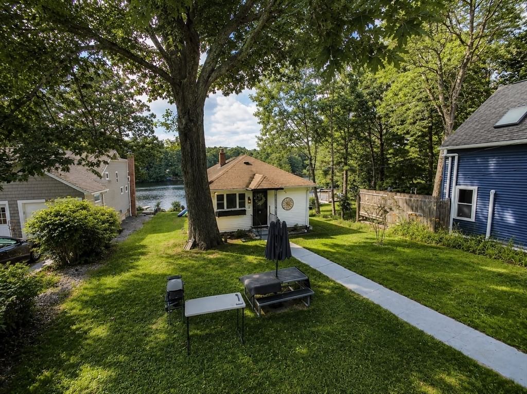 12 Oak Lane, Spencer, MA, 12 Oak Lane, Spencer, MA Photo #2