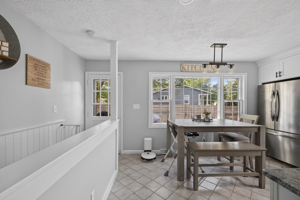 403 Valley Rd, New Bedford, MA, 403 Valley Rd, New Bedford, MA Photo #16