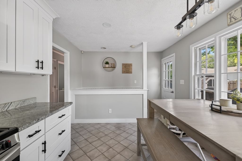 403 Valley Rd, New Bedford, MA, 403 Valley Rd, New Bedford, MA Photo #17