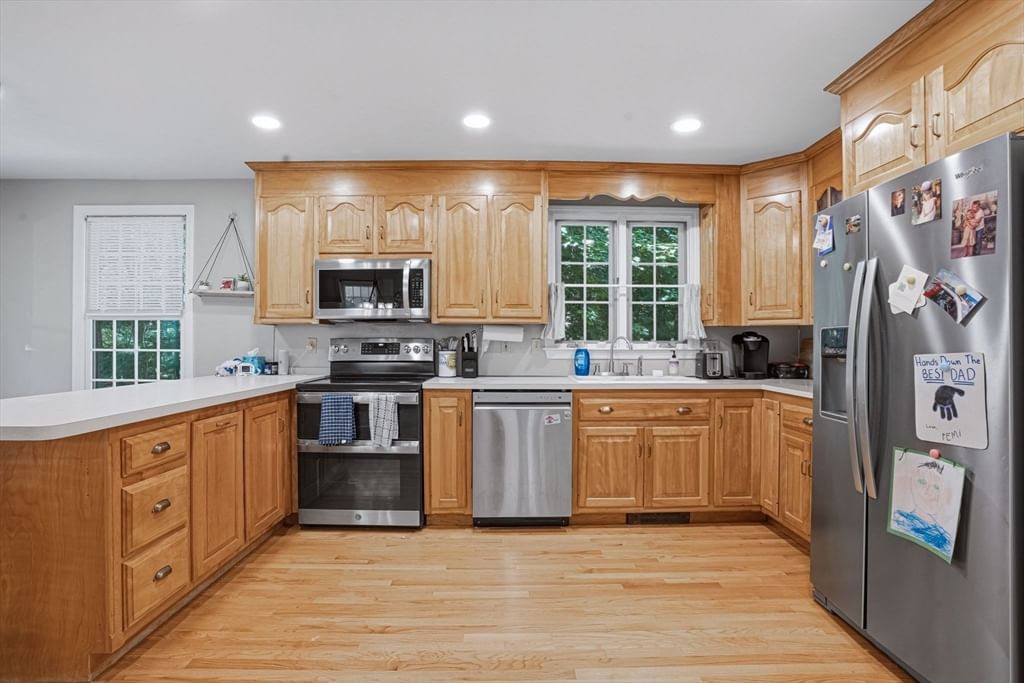 1565 West ST #1, Wrentham, MA Photo #4