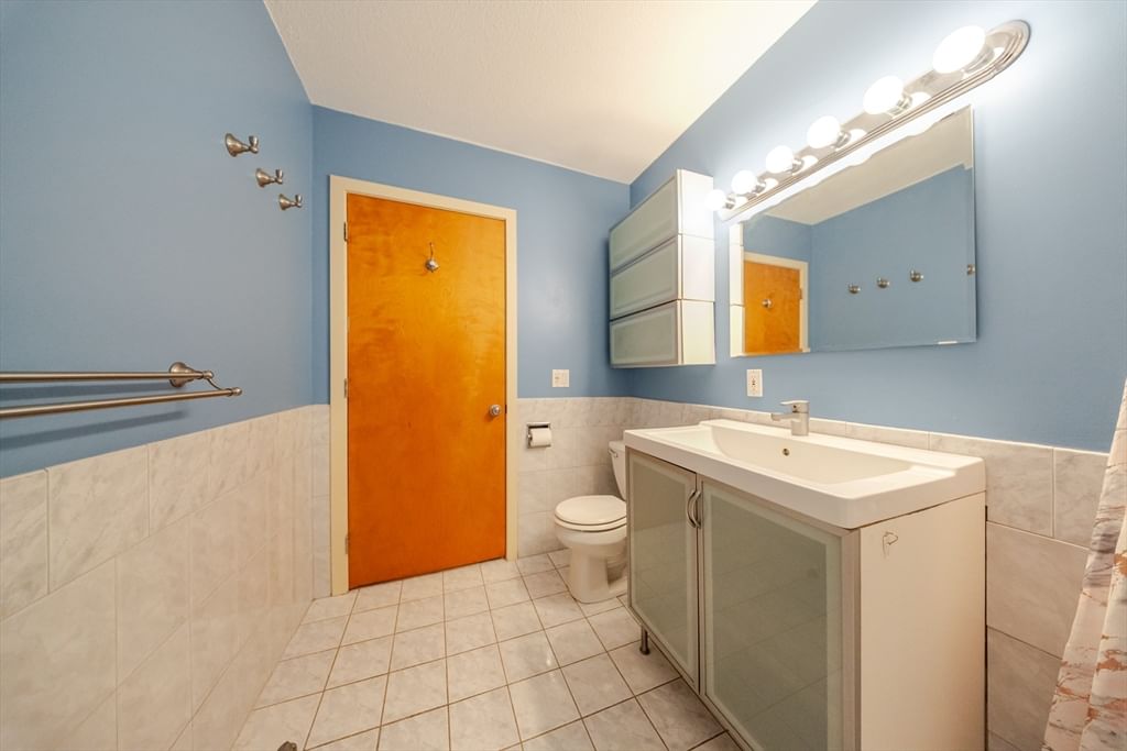 351 Pleasant St #9 Northampton — Photo 19 of 26