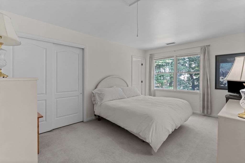 10 Hemingway St Shrewsbury — Photo 21 of 39