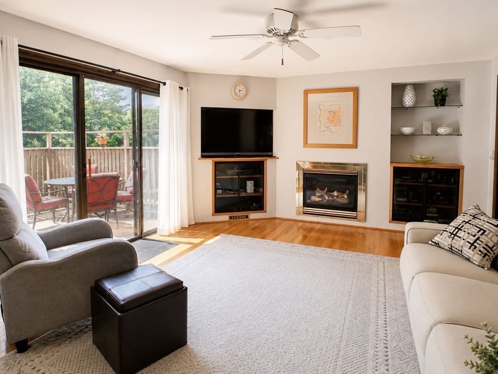 6 Gary Dr, Mattapoisett, MA Photo #9