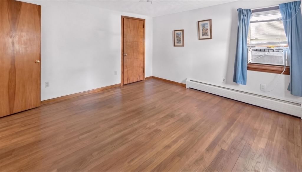 23 Thompson ST, East Longmeadow, MA Photo #18