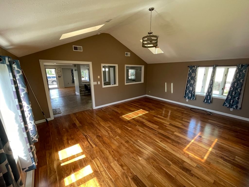 55 Barbara Ave, Auburn, MA Photo #10