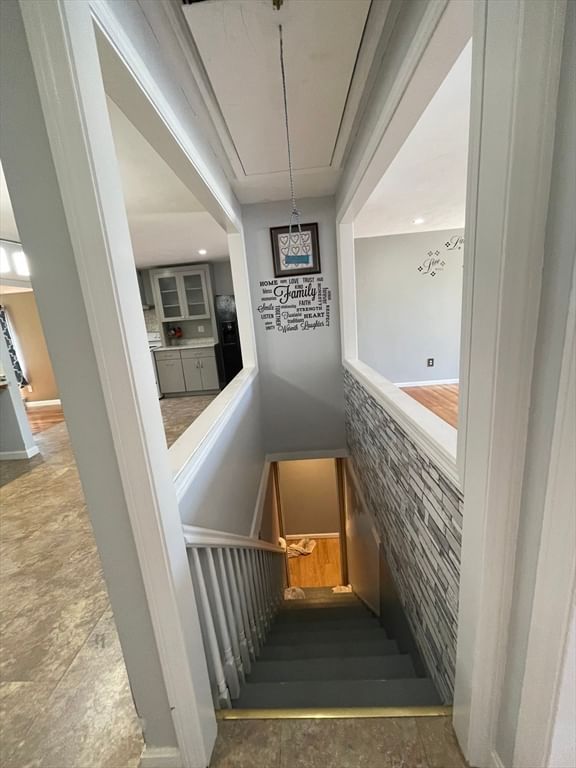55 Barbara Ave, Auburn, MA Photo #19