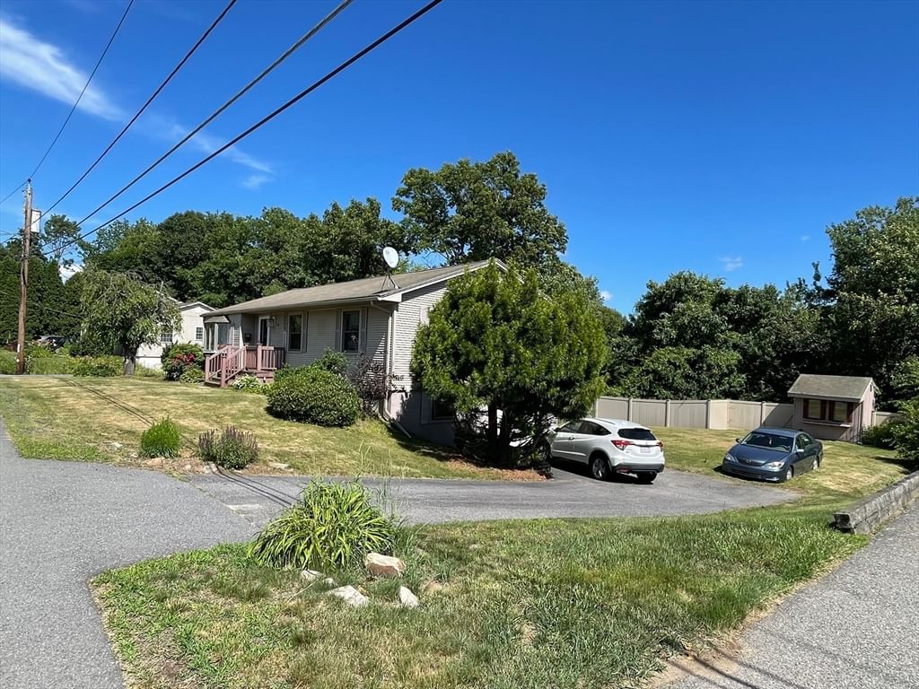 55 Barbara Ave, Auburn, MA Photo #3