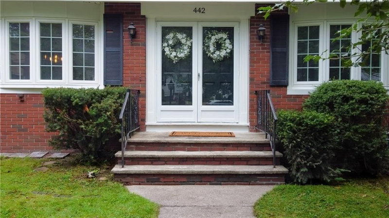442 Eastview Ave