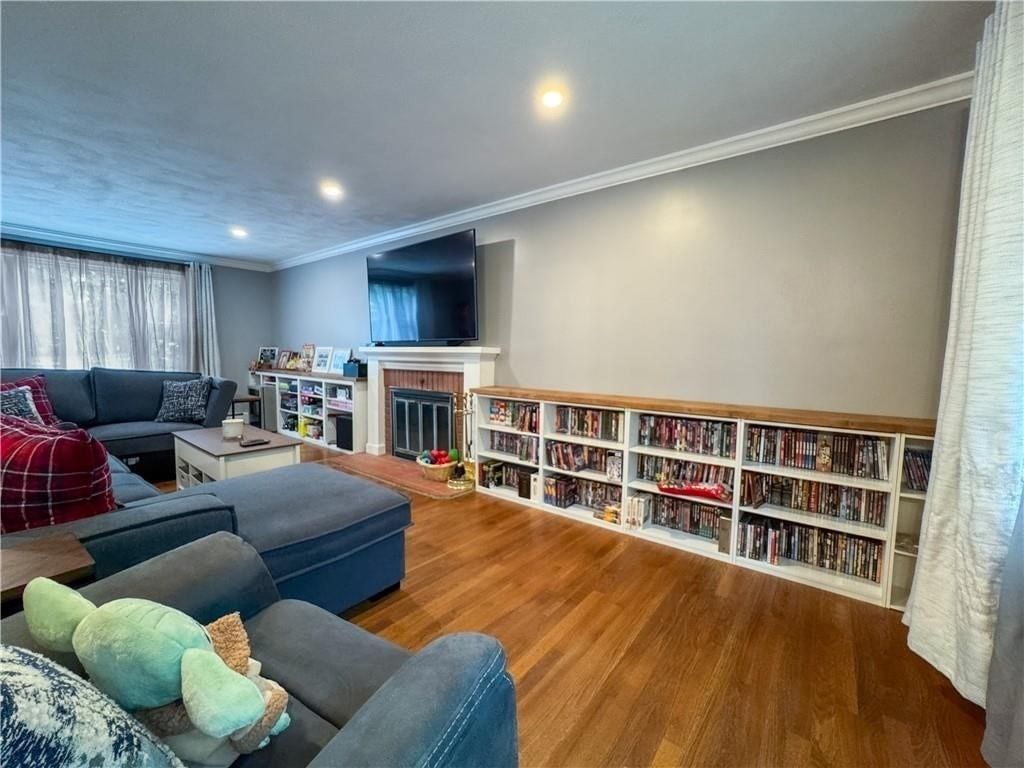 442 Eastview Ave Somerset — Photo 23 of 37