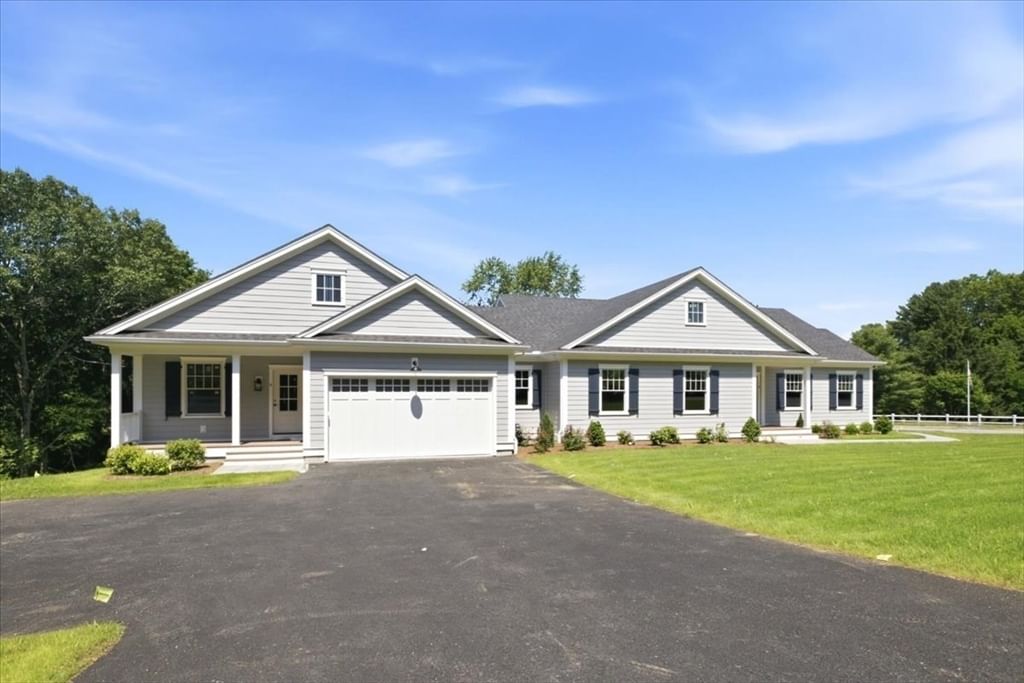 Photo of 1549 Washington St, Walpole, MA