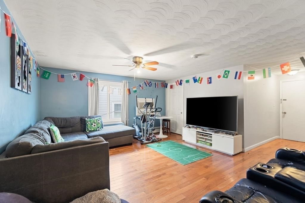 106 Barnes Ave Boston — Photo 16 of 40