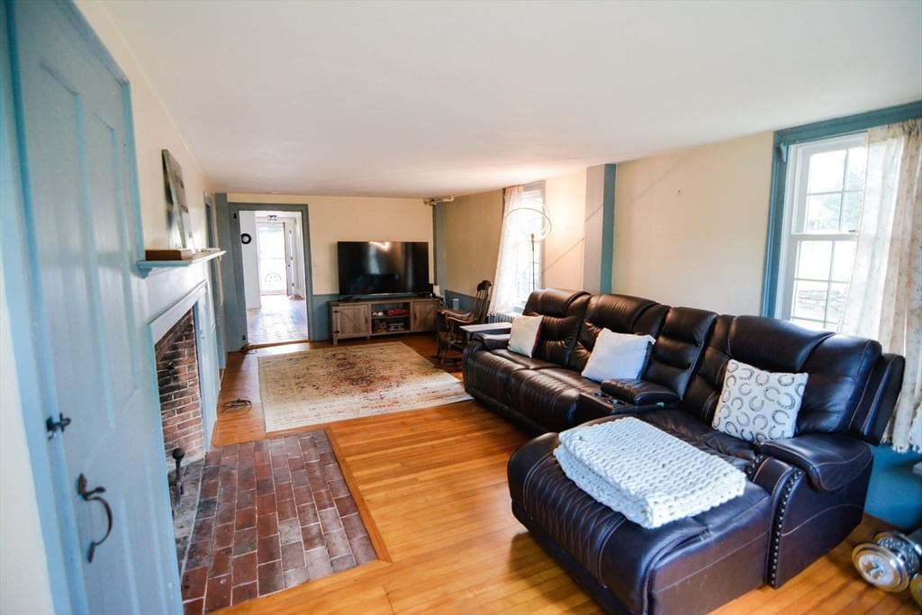 187 Highland, Berlin, MA 01503 photo 3