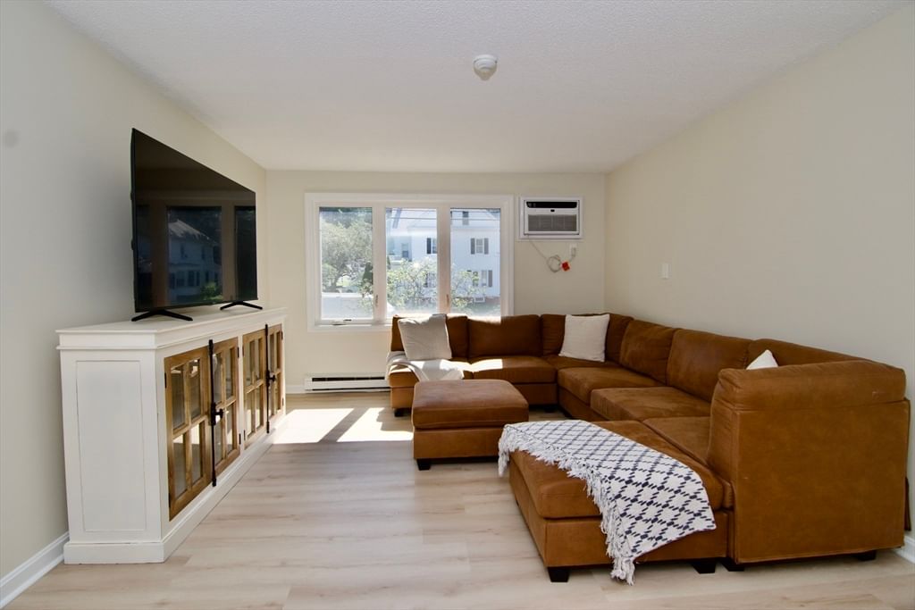 3162 Main St #3162, Palmer, MA, 3162 Main St #3162, Palmer, MA Photo #13
