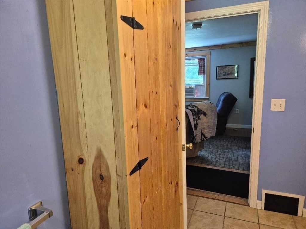 64 Munsell St, Belchertown, MA Photo #17
