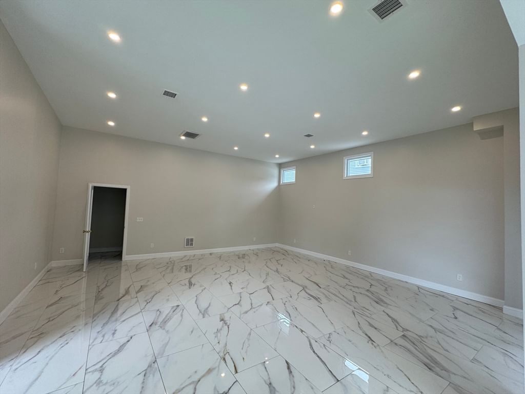 175 Wilbur Ave, Swansea, MA, 175 Wilbur Ave, Swansea, MA Photo #16