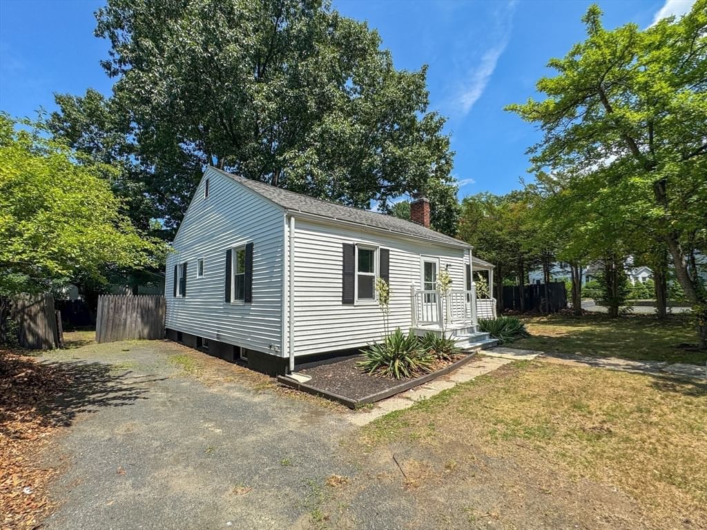 4 Wolfe St Springfield — Photo 21 of 24