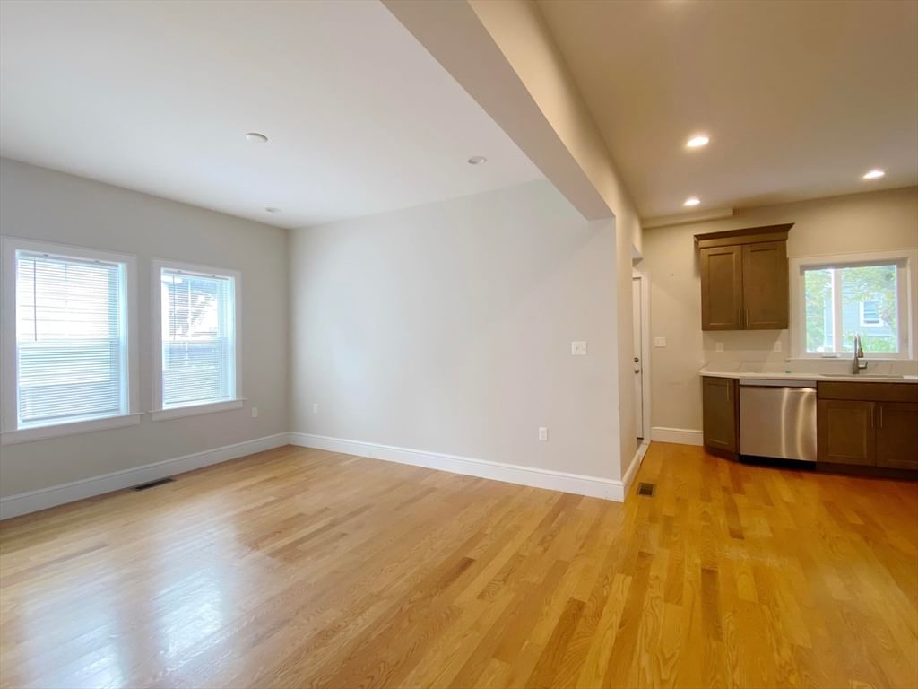 821 Winthrop Avenue #1, Revere, MA Photo #4