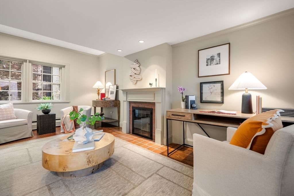 21 Walnut #M Boston — Photo 1 of 21