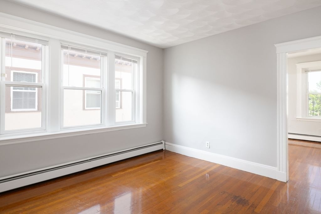 44 Estes Street Portfolio Lynn — Photo 15 of 34