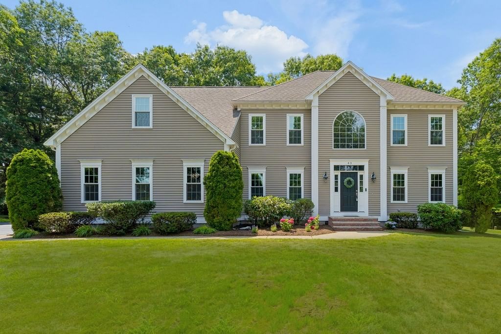 43 Northern Spy Rd Franklin — Photo 1 of 42