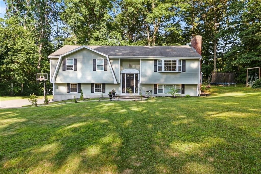 11 Harriman Rd, Merrimac, MA, 11 Harriman Rd, Merrimac, MA Photo #4