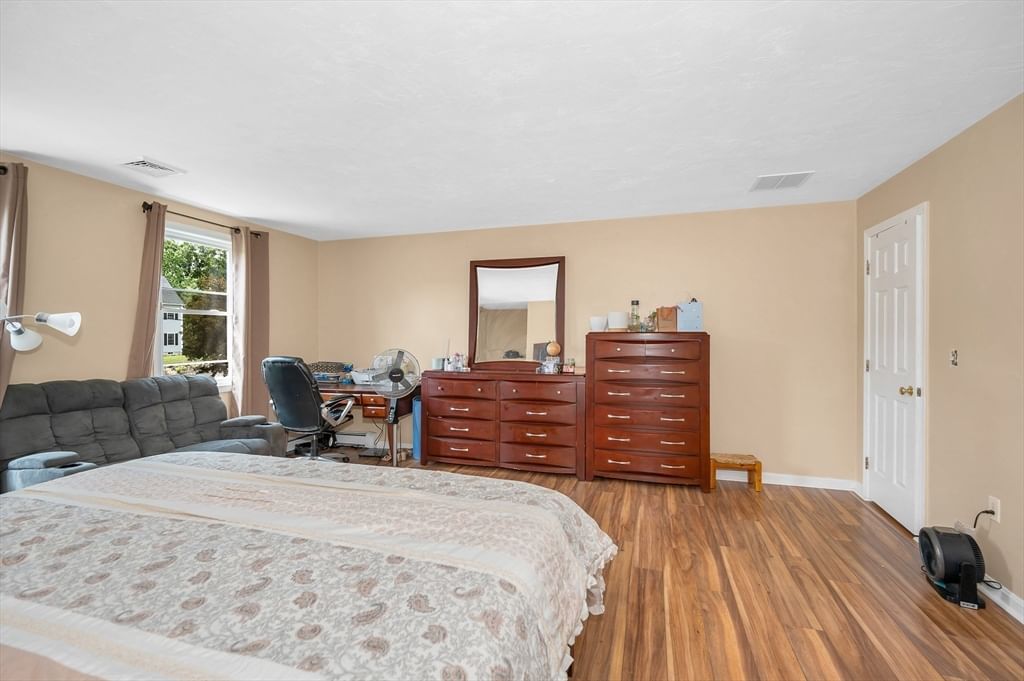 769 Grafton St, Shrewsbury, MA Photo #21