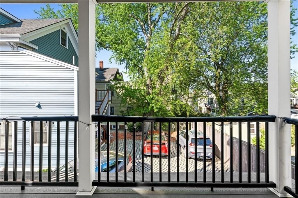 104 Beacon St #2 Somerville — Photo 10 of 26