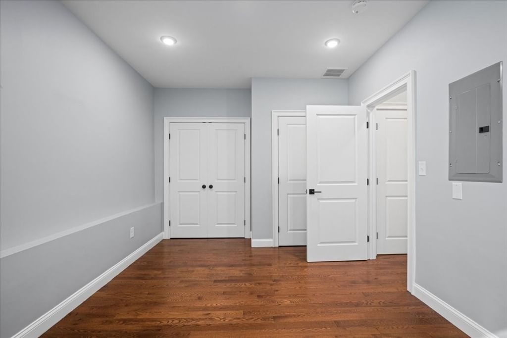104 Beacon St #2 Somerville — Photo 12 of 26