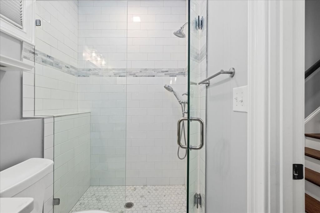 104 Beacon St #2 Somerville — Photo 14 of 26