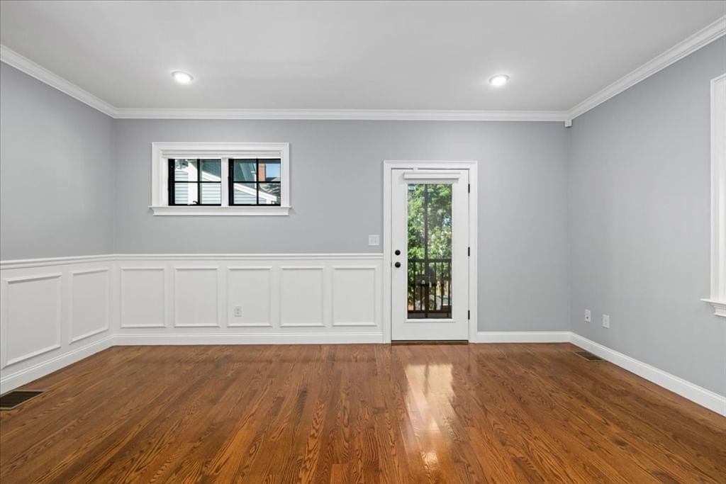 104 Beacon St #2 Somerville — Photo 8 of 26