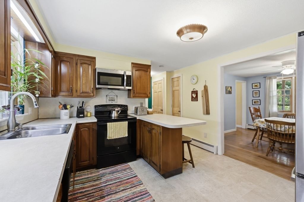 75 Blandford Rd, Granville, MA 01034 photo 2