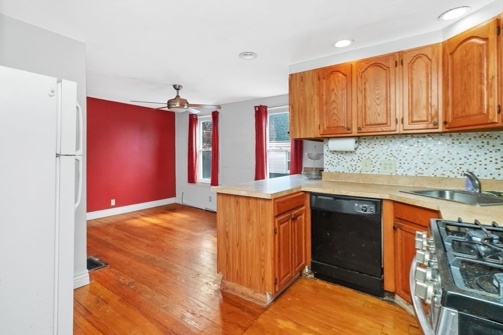 126 Butler Rd Quincy — Photo 25 of 32